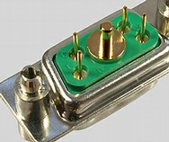 Combi-Steckverbinder mit Lötstift 180°