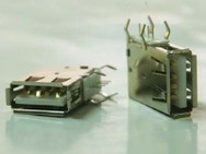 6100V USB-A THT